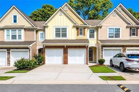 2010 Ellison Way