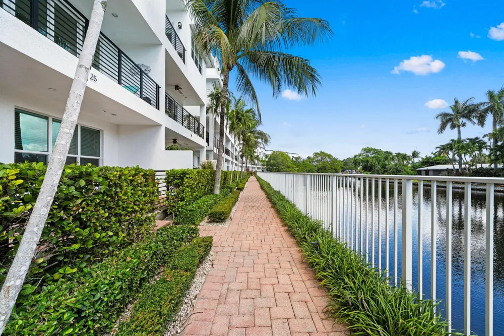 2900 NE 12th Terrace #25 Oakland Park, FL 33334