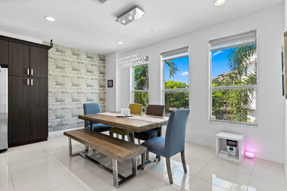 2900 NE 12th Terrace #25 Oakland Park, FL 33334