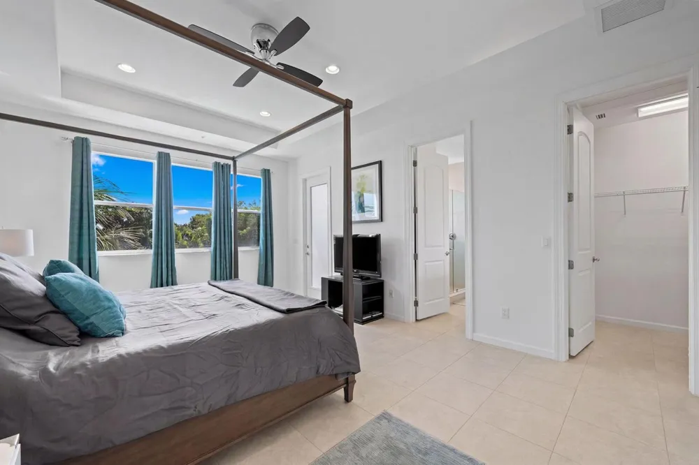 2900 NE 12th Terrace #25 Oakland Park, FL 33334