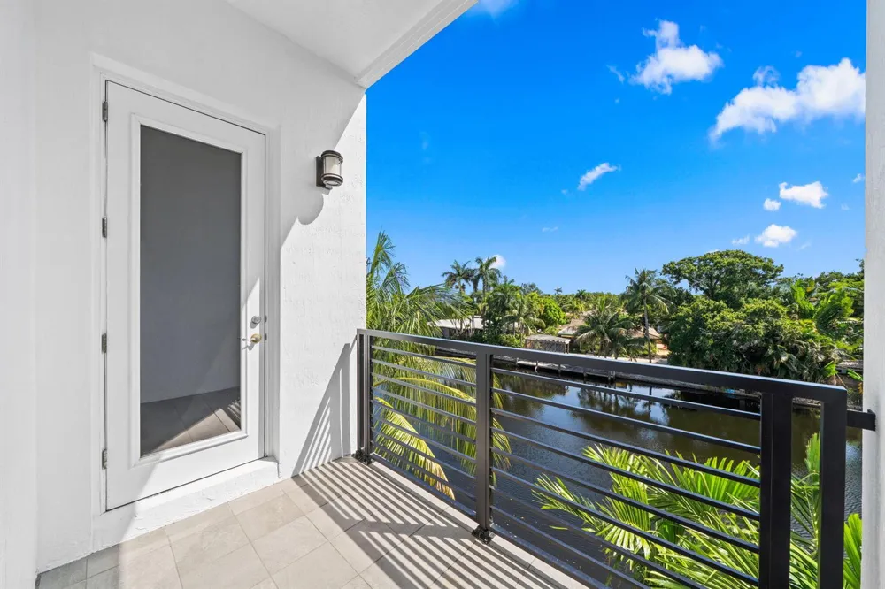 2900 NE 12th Terrace #25 Oakland Park, FL 33334