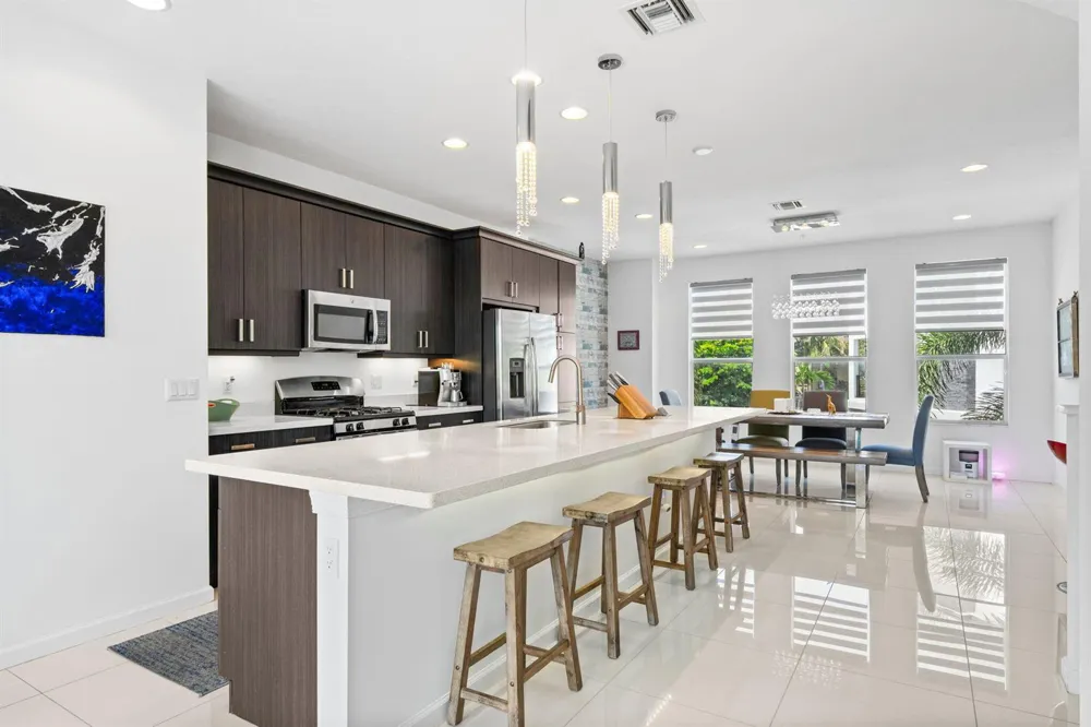 2900 NE 12th Terrace #25 Oakland Park, FL 33334
