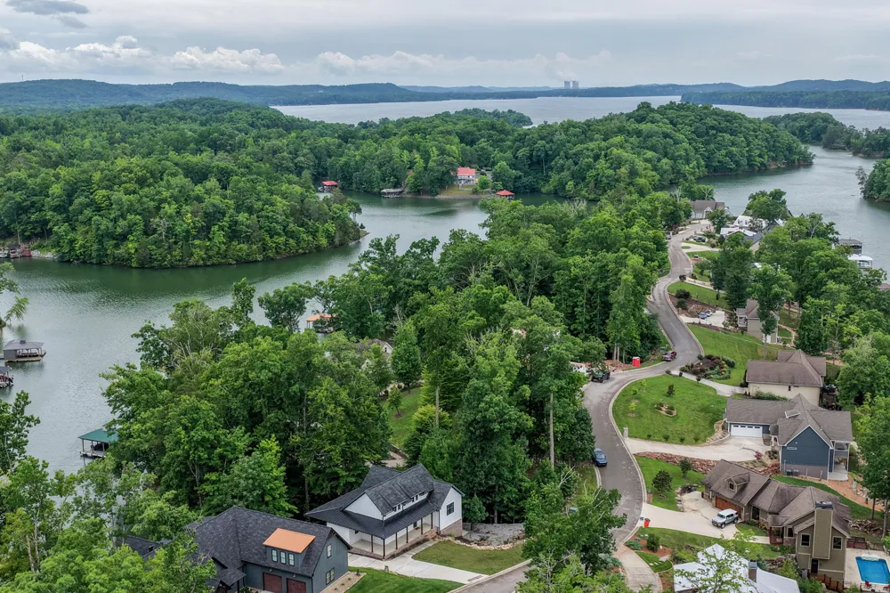 463 Waterfront Way Ten Mile, TN 37880