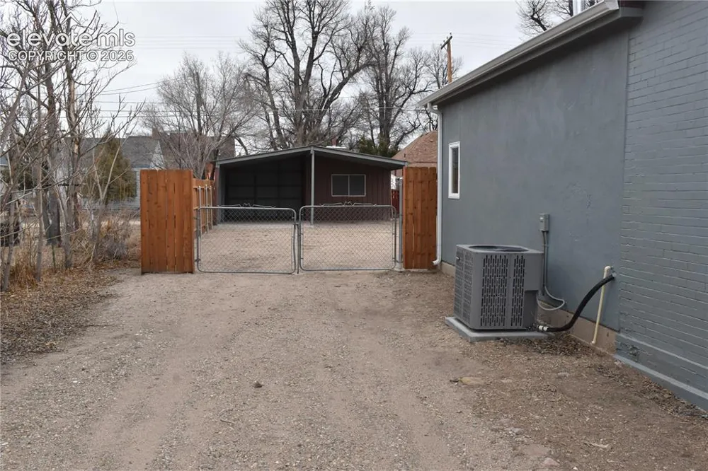 805 Raton Avenue La Junta, CO 81050