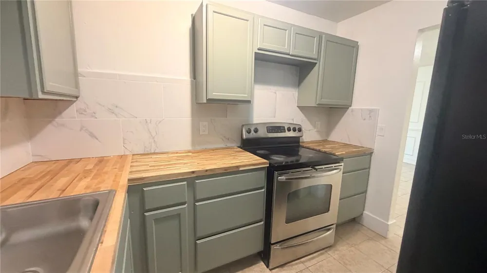 625 19TH STREET Orlando, FL 32805