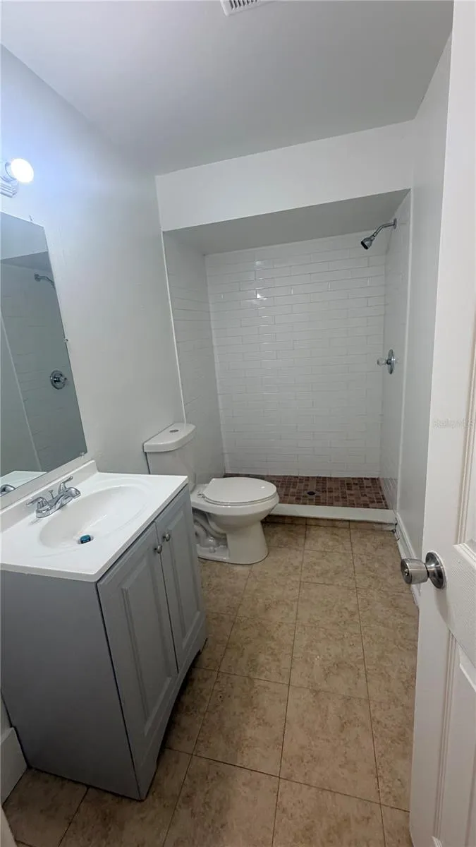 625 19TH STREET Orlando, FL 32805