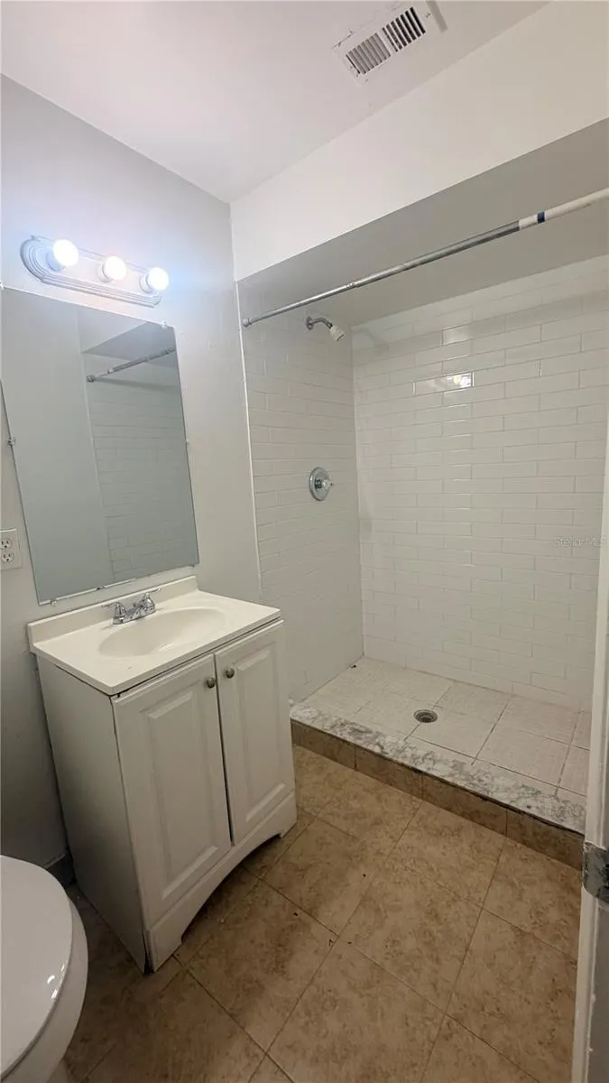 625 19TH STREET Orlando, FL 32805