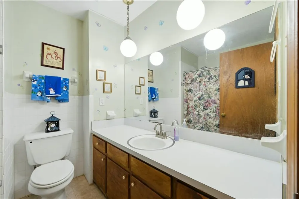 6574 Amity Court Rex, GA 30273