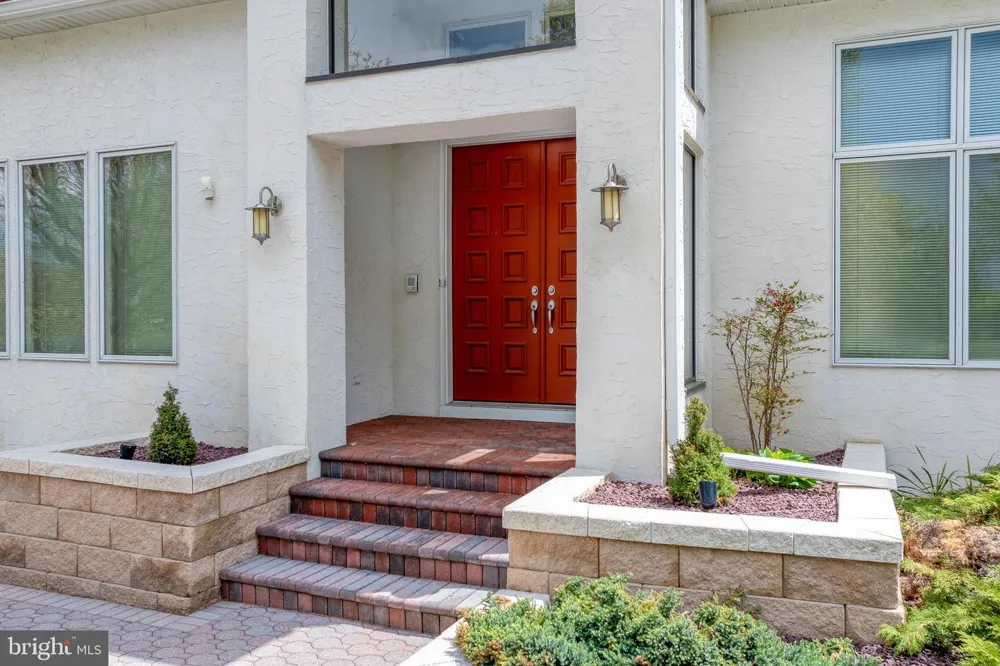23 DEERFIELD ROAD Lancaster, PA 17603