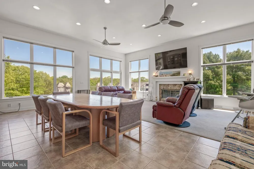 23 DEERFIELD ROAD Lancaster, PA 17603