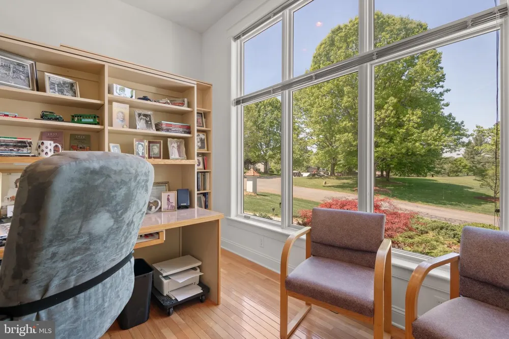 23 DEERFIELD ROAD Lancaster, PA 17603