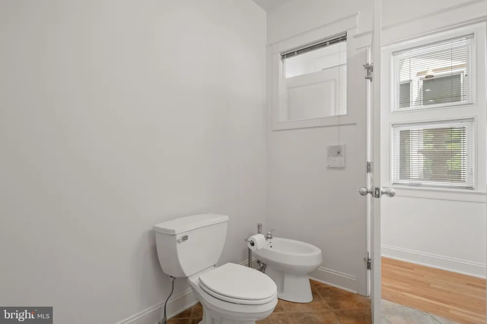 23 DEERFIELD ROAD Lancaster, PA 17603