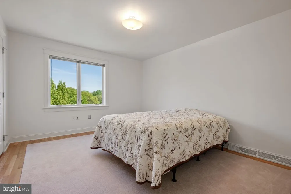 23 DEERFIELD ROAD Lancaster, PA 17603