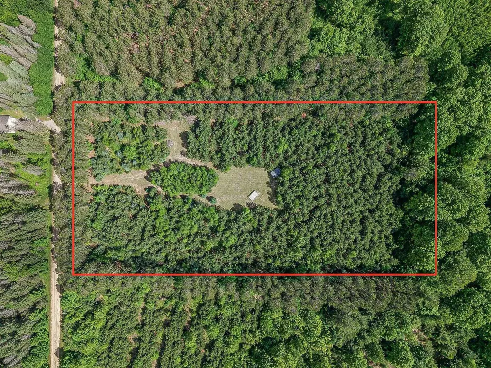 8767 Rustic Lane Garfield Township, MI 49633