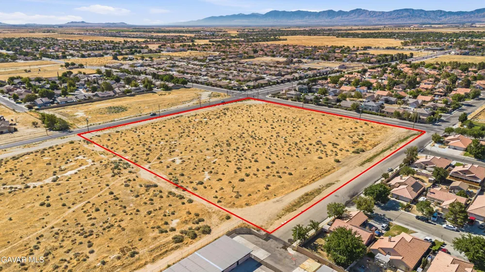 2000 E Lancaster Blvd Lancaster, CA 93535