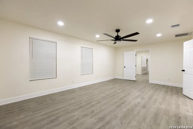 535 Austin St Pleasanton, TX 78064