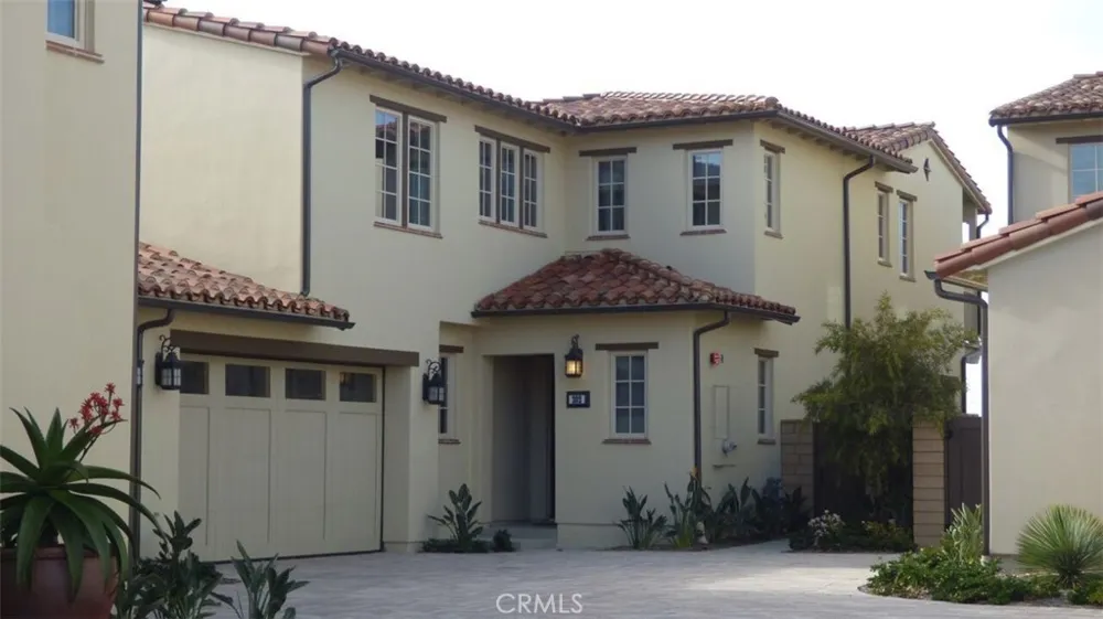 202 Via Galicia San Clemente, CA 92672