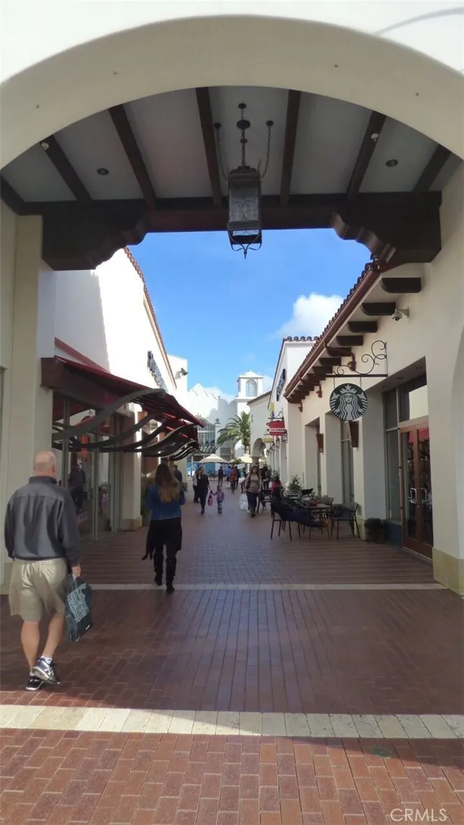 202 Via Galicia San Clemente, CA 92672
