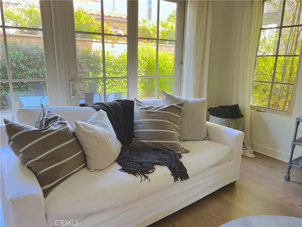 202 Via Galicia San Clemente, CA 92672