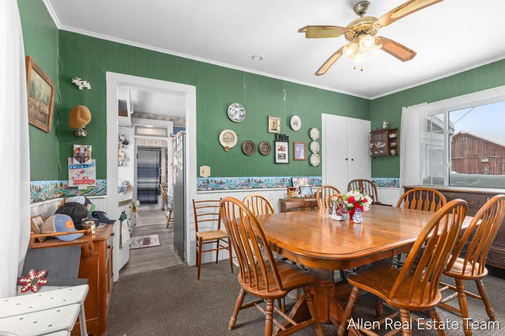 1224 102nd Avenue Plainwell, MI 49080