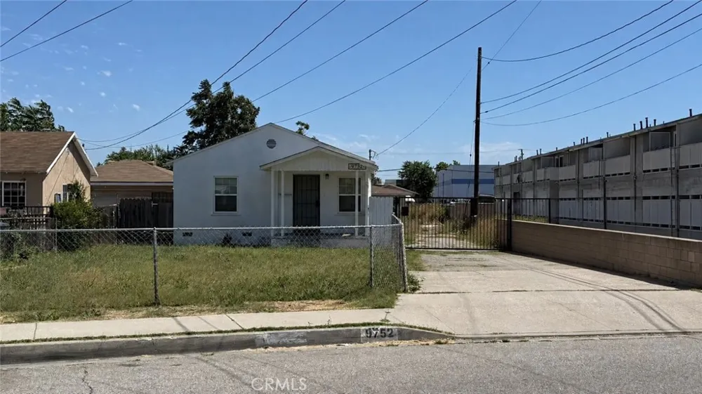 9752 Cortada South El Monte, CA 91733