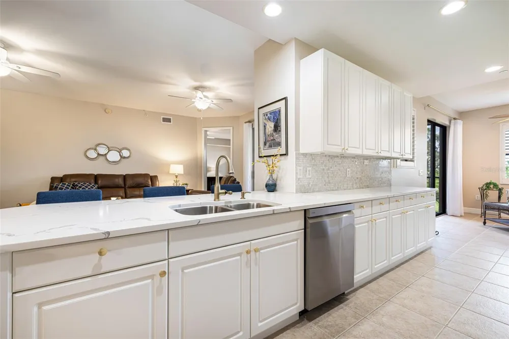 24367 BALTIC AVENUE #202 Punta Gorda, FL 33955