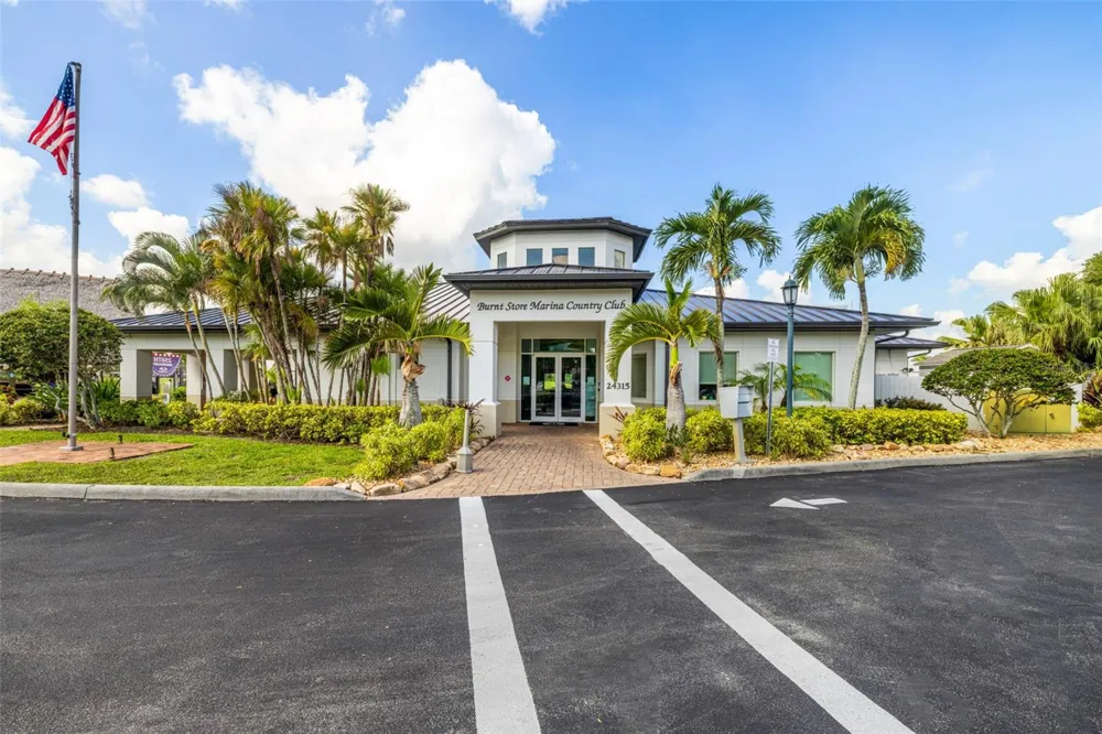 24367 BALTIC AVENUE #202 Punta Gorda, FL 33955