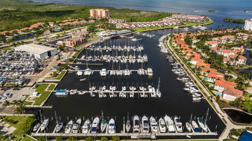 24367 BALTIC AVENUE #202 Punta Gorda, FL 33955