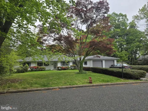 18 CHESTNUT DRIVE