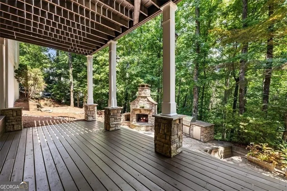3910 Two Rivers DR Cumming, GA 30041