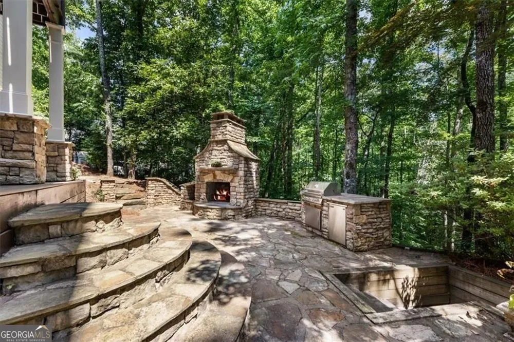 3910 Two Rivers DR Cumming, GA 30041