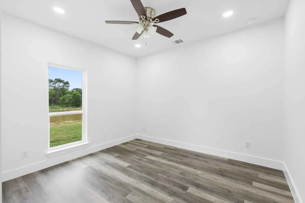 337 Smitty Lane Lockhart, TX 78644