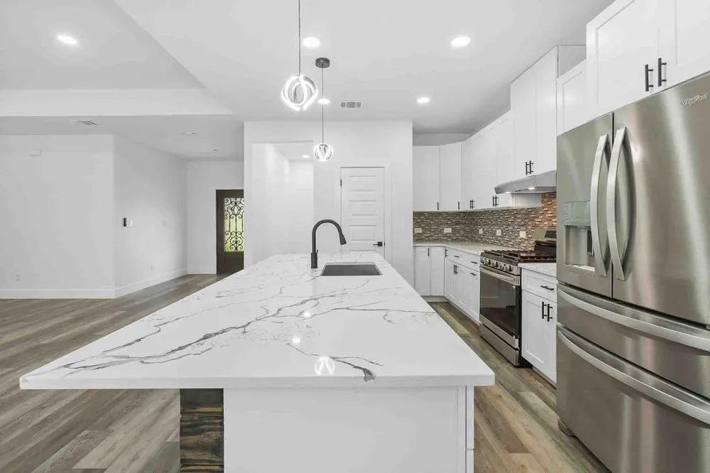337 Smitty Lane Lockhart, TX 78644