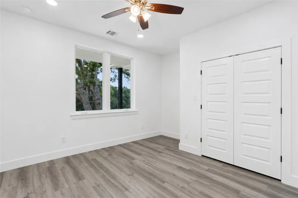 337 Smitty Lane Lockhart, TX 78644