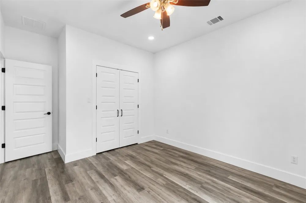 337 Smitty Lane Lockhart, TX 78644