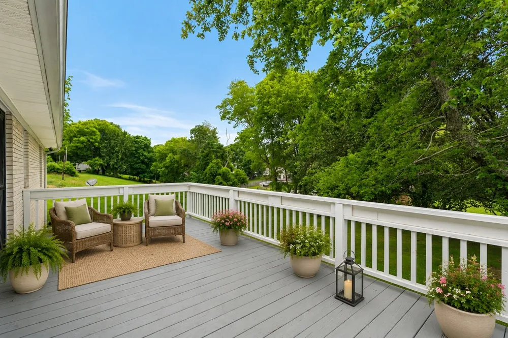 131 Bold Springs Rd Mc Ewen, TN 37101