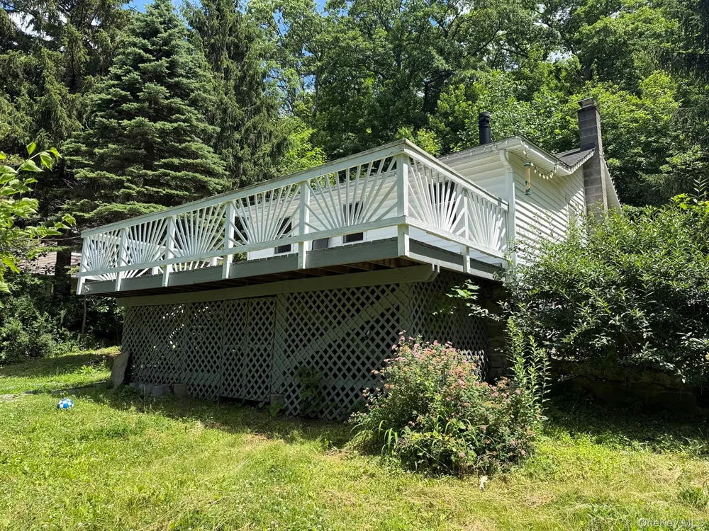 25 Gloria Trail Monroe, NY 10950