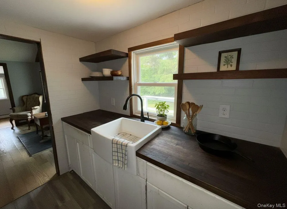 25 Gloria Trail Monroe, NY 10950