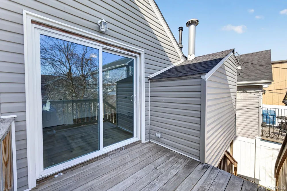 84 E Pine Street Long Beach, NY 11561