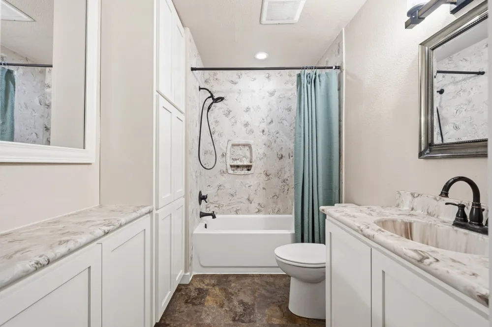 603 E Avenue A Valley Mills, TX 76689