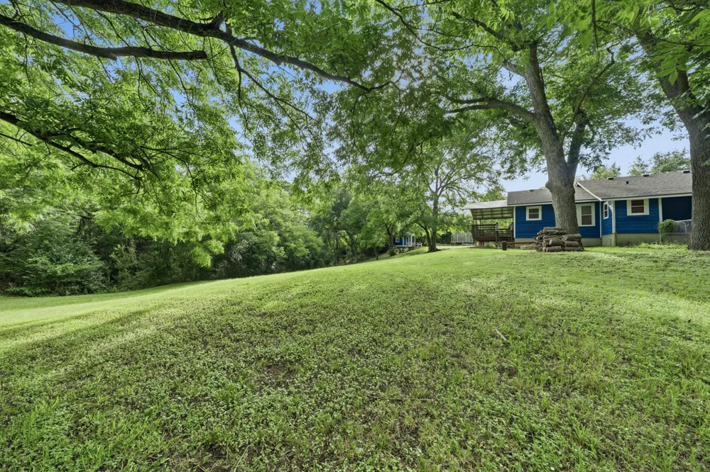 603 E Avenue A Valley Mills, TX 76689