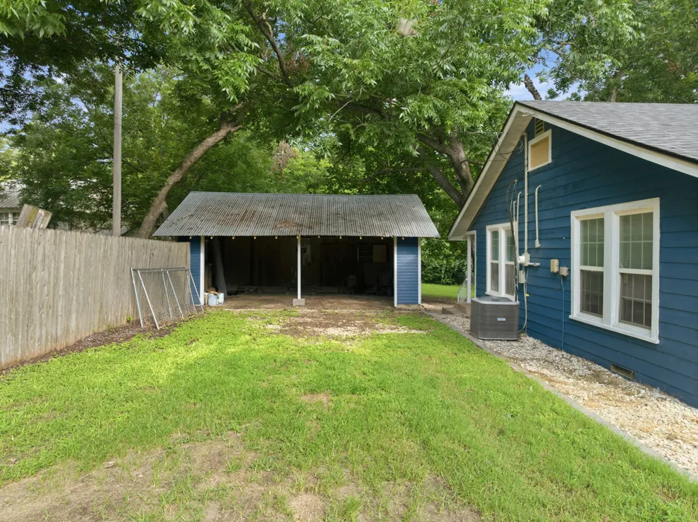 603 E Avenue A Valley Mills, TX 76689
