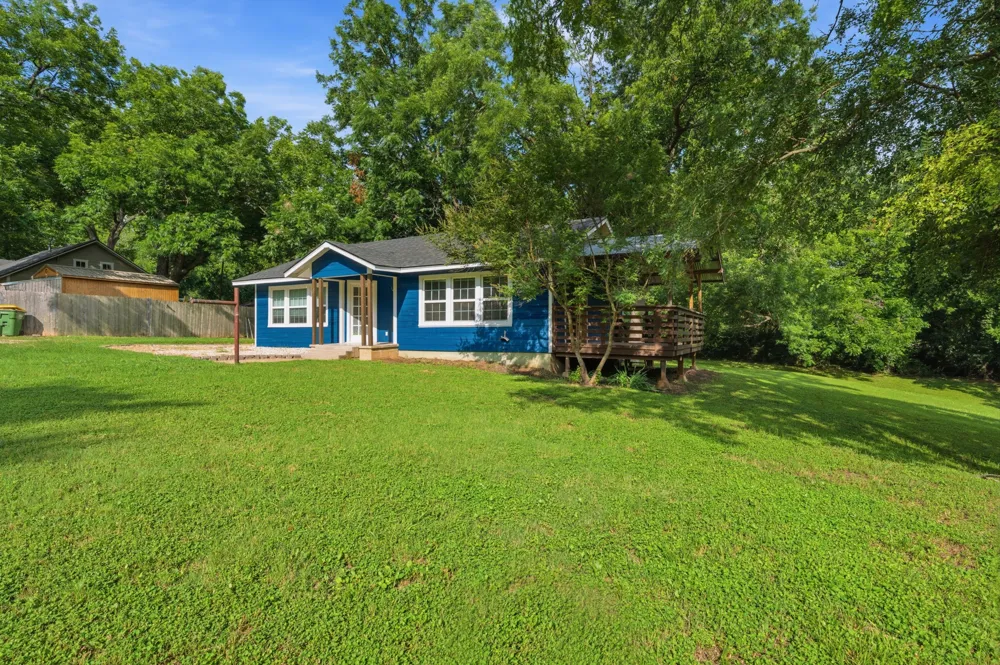 603 E Avenue A Valley Mills, TX 76689