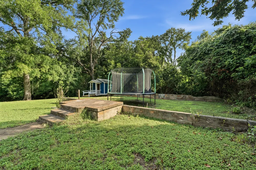603 E Avenue A Valley Mills, TX 76689