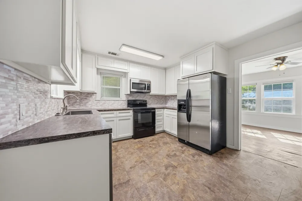 603 E Avenue A Valley Mills, TX 76689