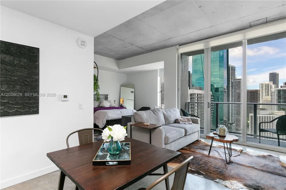 151 SE 1st St #3103 Miami, FL 33131