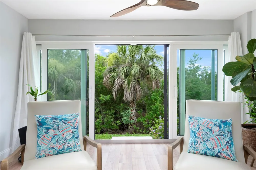 10152 REGAL DRIVE Largo, FL 33774
