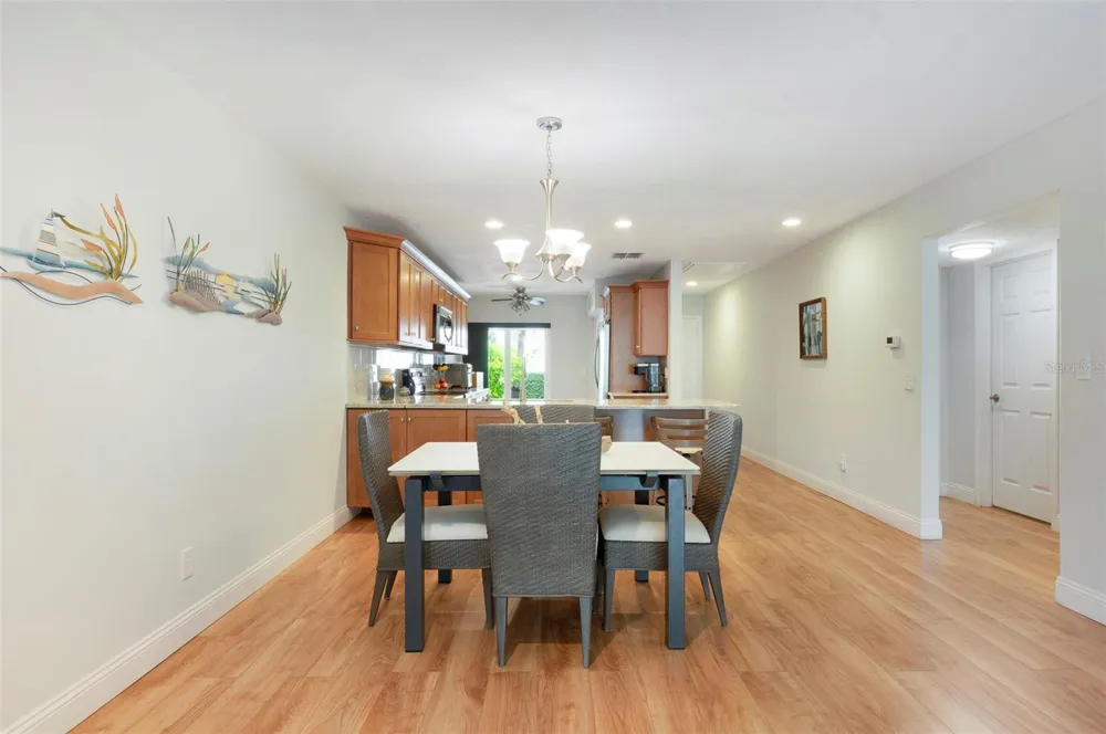 10152 REGAL DRIVE Largo, FL 33774