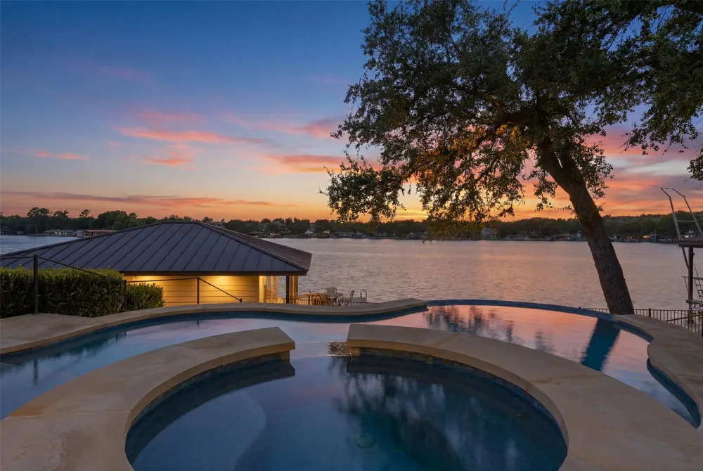 3612 Pack Saddle Drive Horseshoe Bay, TX 78657