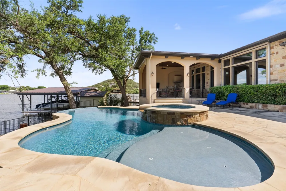 3612 Pack Saddle Drive Horseshoe Bay, TX 78657